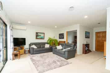 6 Ashford Mews, Flagstaff