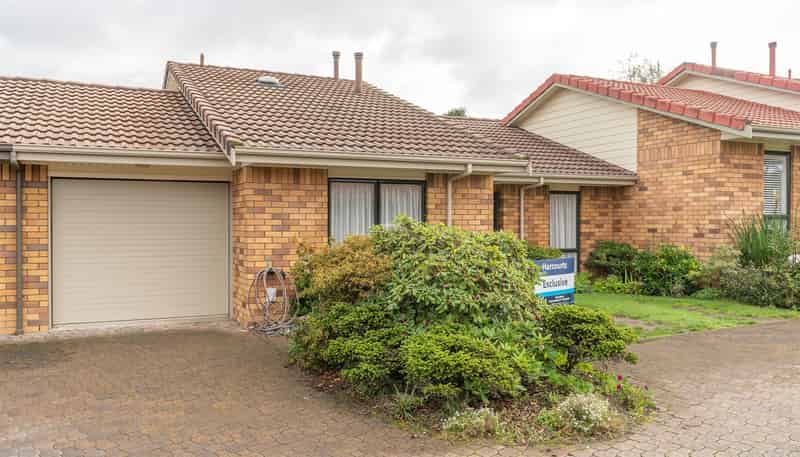 6 Ashford Mews, Flagstaff