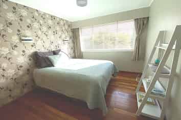 1/61 Royal View Road, Te Atatu South