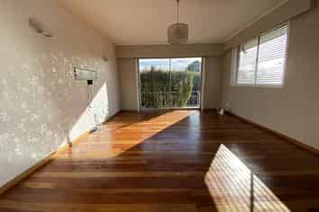 1/61 Royal View Road, Te Atatu South