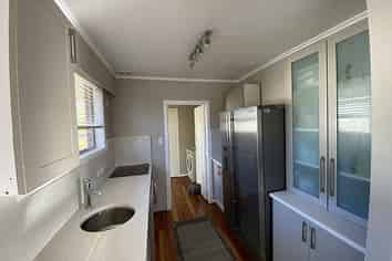 1/61 Royal View Road, Te Atatu South