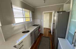 1/61 Royal View Road, Te Atatu South