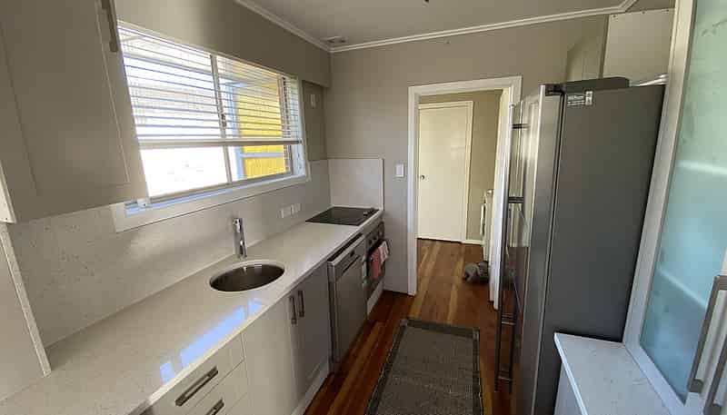 1/61 Royal View Road, Te Atatu South