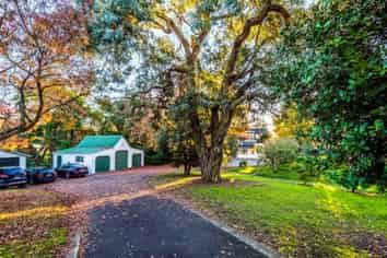 712 Whitford-Maraetai Road , Beachlands
