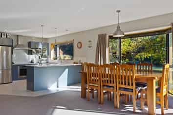 2/1269 West Coast Road, West Melton