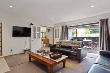 2/1269 West Coast Road, West Melton