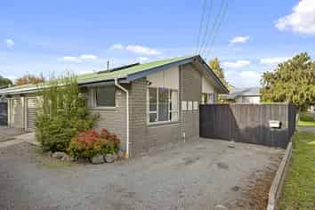 1/139 Huxley Street, Sydenham