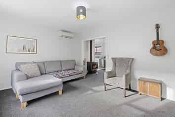 1/139 Huxley Street, Sydenham