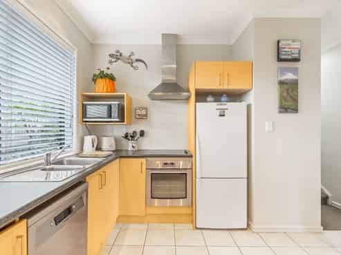 24 Araminta Place, Beachlands