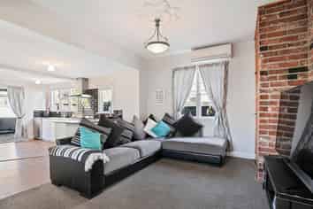 17 Kenilworth Street, Addington