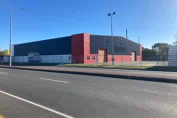 High Profile Warehouse with Yard - Sockburn