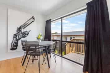 9 Putini Road, Mangere Bridge