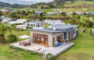 29 Motukorure Parade, 