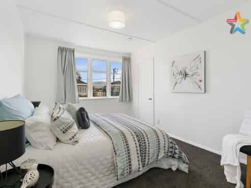 15 Strand Crescent, Naenae