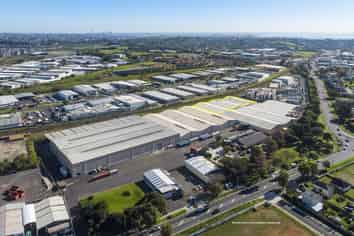 Competitive Rates on Offer – 4,119m² Warehouse