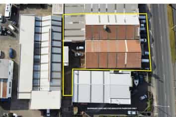 Unbeatable Exposure on Neilson Street – 1,000m²