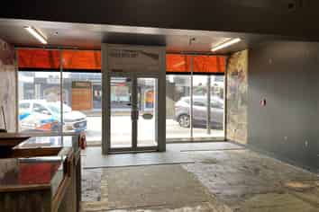 Great North Facing Retail Strip