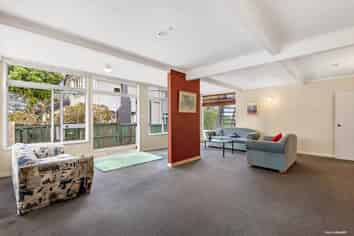 28 Court Crescent, Panmure