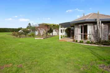 268 Beach Road, Katikati