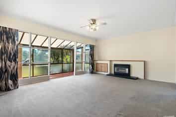 12 Totara Road, Manurewa