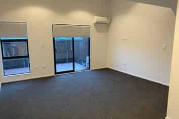 2/31 Ward Street, Addington