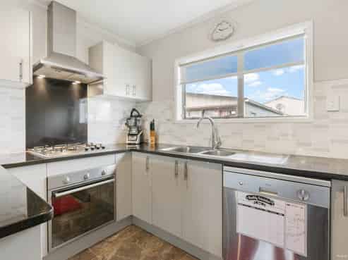 1/6 Woodside Road, Manurewa