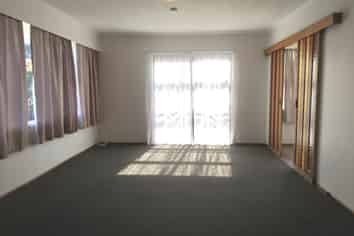 14 Zelda Avenue, Clover Park