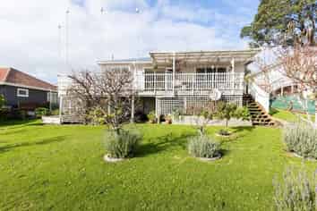 8 Lismore Street, Strandon