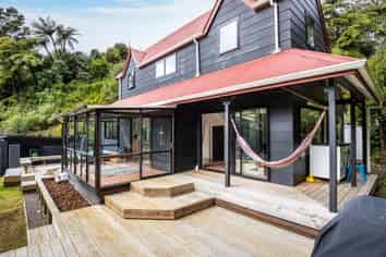 5A Spencer Place, Merrilands