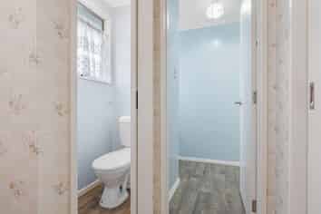 976C Tremaine Avenue, Roslyn