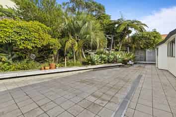 3b Albany Highway, Unsworth Heights