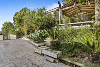 3b Albany Highway, Unsworth Heights