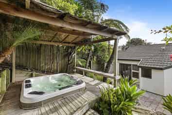 3b Albany Highway, Unsworth Heights