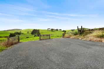 62 Ruapuke Road, Raglan