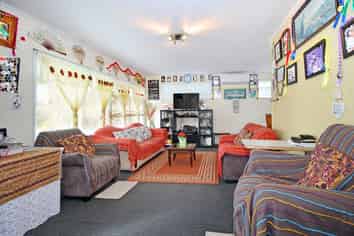 3 Harwell Place, Mangere