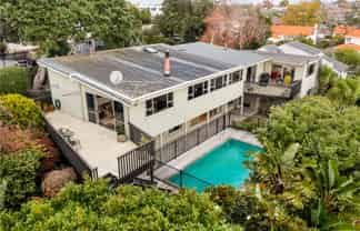 18a Bay Road, Saint Heliers