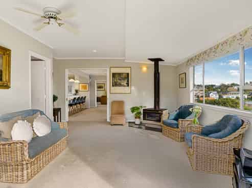 18a Bay Road, Saint Heliers