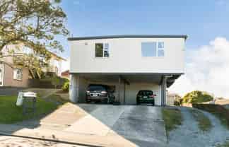 1/10 Stewart Drive, 