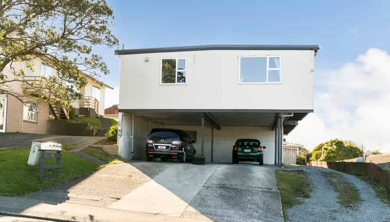 1/10 Stewart Drive, 