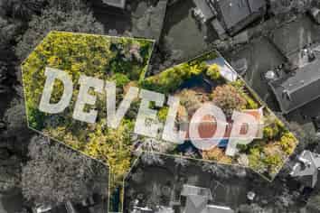 16 Richard Farrell Avenue, Remuera