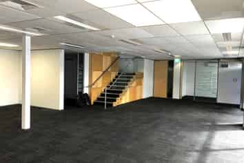 RETAIL/OFFICE - EXCELLENT PROFILE