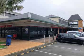 RETAIL/OFFICE - EXCELLENT PROFILE