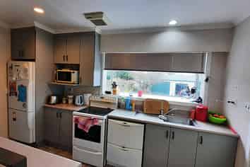 54 Swansea Road, Stratford