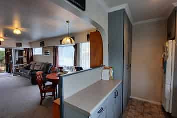 54 Swansea Road, Stratford