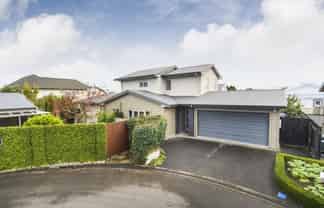 7 Cloake Way, Palmerston North Central