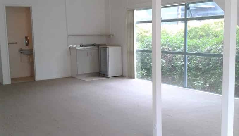 P/11 Airborne Road, Rosedale