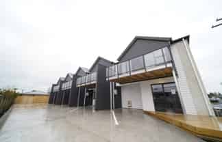 2a/20 Cameron Road, Hillcrest