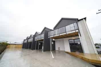 2a/20 Cameron Road, Hillcrest