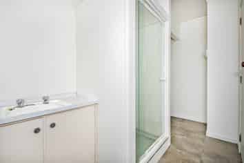 2/39 Central Avenue, Avenues