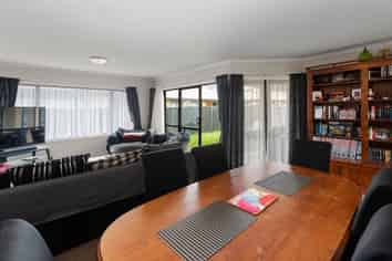 50/64 Kawaha Point Road, Kawaha Point